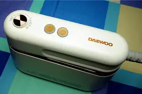 李佳琦同款小熨斗，湿熨干烫两相宜，韩国大宇手持挂熨机测评图片