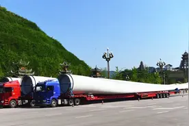 大型发电设备运输遇难题 “一路三方”为重点工程建设保驾护航图片