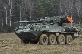 无法适应未来战场，美军退役轮式突击炮，面对中国毫无招架之力图片