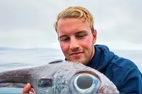 喜荫鼠尾鳕～真正的深海大眼萌图片