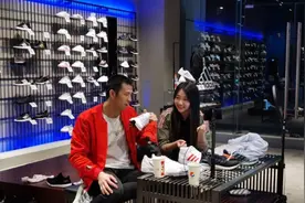 峰峰三号直播带货出“假表”后回应，引发质疑主播带货是否靠谱？图片
