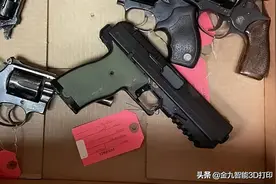 各国警方晒出查获的非法自制枪械，3D打印、魔改已经成潮流图片