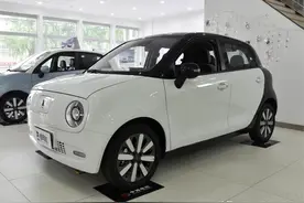 405km长续航带快充，小巧便宜的灵活代步车，实拍欧拉黑猫图片