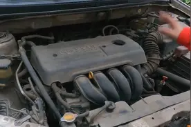 冬天冷车启动为什么声音会变大？是车出什么问题了？老司机告诉你图片