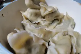 东北农村，除夕包饺子3禁2必吃，牛，驴，羊被“禁”是为啥？图片