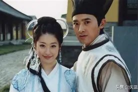 她是第一位“星女郎”，17岁被周星驰相中，签约8年却只拍了2部戏图片