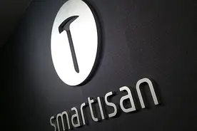 锤子手机还有希望？罗永浩：明年春天归来图片