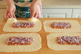 香酥肉火烧，外面6元一张，小秋教你自己做，比买的还要好吃