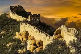 1979年，那个在长城上第一个喝可乐的小男孩，如今怎么样了？图片