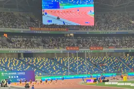 全运会百米决赛 苏炳添9秒95夺冠图片