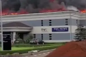 尼日利亚拉各斯等地抗议骚乱持续 多地发布戒严令图片