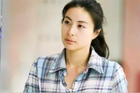 豪门婚礼郭晶晶父母没有致辞没坐主桌？大巴代步？为女儿只能隐忍图片