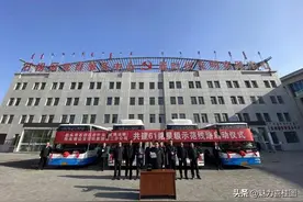 乘61路公交 享“星级”服务图片