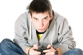 孩子沉迷游戏玩物丧志，家长不能痛苦无奈束手无策！两条妙招帮你图片