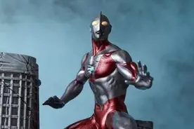 圆谷太过分，初代奥特曼被迫弯腰拍摄，演员却演出了伟岸的形象图片