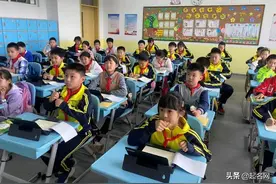 爸爸姓“谢”，给儿子取名太牛了，老师上课都不敢点名图片