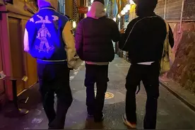 别嘲抖音上的“Vibe”男孩，他身上的乞丐外套要30w图片