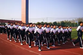 体育课上，女学生觉得“很丢人”的4种行为，实际会让男生心动图片