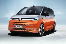 大众Multivan：218马力、德系7座车！后排带多人餐桌可太秀了图片