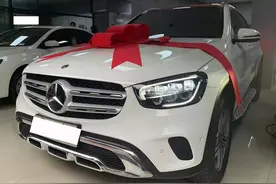 实拍：奔驰GLC又厚道了，连降7万配2.0T，价格你满意吗？图片