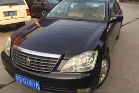 看看20年前的老皇冠，不得不感叹：现在的车质量真的倒退了图片