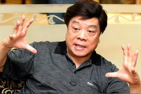 赵忠祥：只要听到有人诋毁毛主席，我就会无名火起图片