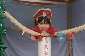 “花瓶姑娘”：没有四肢，离开花瓶就会死，如何骗倒那么多人？图片