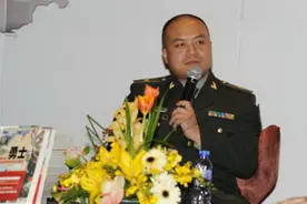 中国特种兵郭小俊：出身嵩山少林，首个进入欧洲的亚洲特种教官图片