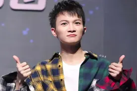 好的屏幕会“发声”！宝藏男孩周深推出新曲，铁粉：好看又好听图片