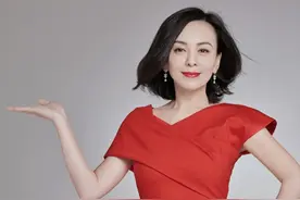 王琳：离婚2次、年近50，无法生子仍去相亲？自信真能当饭吃？图片