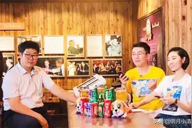 青岛80后小伙，靠喝酒赢了15万奖金、7辆车，后抱得美人归图片