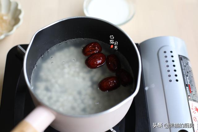 芡实能与花胶煲汤吗 2026年芡实能与花胶煲汤吗怎么做