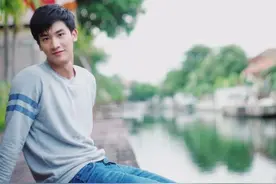 泰国当红男星Tay确诊新冠图片