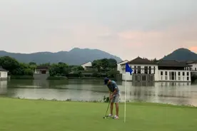 27岁宁泽涛晒近况，退役后更潇洒，出入高档场所，还与阔太传绯闻图片