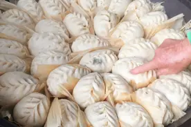 蒸包子时，总死皮塌陷不宣软，面点师教你正确方法，学会一定收藏图片