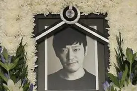 拍戏用演员照片做"遗照"，真的不怕出事吗？原来导演自有妙计图片