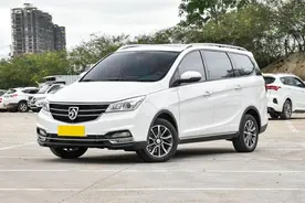 销量超130万！配6气囊+1.5T，7万多的730适合老百姓图片