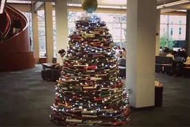 “不过洋节，抵制圣诞”于是天朝网友吃起了饺子、火锅、螺蛳粉图片