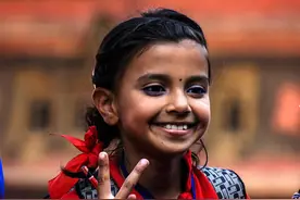 明明和印度更靠近，尼泊尔不选印度，选择中国，是看重了啥？图片