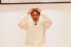 偏头痛别怕！伸出双手，按摩后脑勺上2根大筋，偏头痛不再痛！视频封面