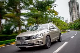 大众宝来配1.5L发动机，开着肉不肉？家用代步，表现怎么样？图片