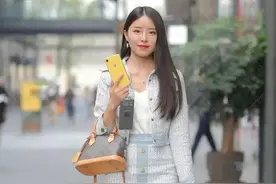 蓝色小香风套装，复古又优雅，高级感十足图片
