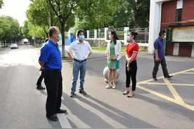 附属学校九年级学生今日复学图片