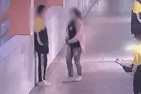 初三男生被母亲扇耳光后跳楼身亡，孩子们最需要补的，是生命教育这堂课丨岛上说教图片