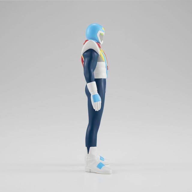 模玩周边：万代《名侦探柯南》假面超人软胶人偶 & 少年侦探团徽章