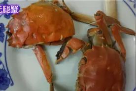 有种偏心叫“无腿蟹给女儿，5只虾给儿子”，宝妈举动令人心寒图片