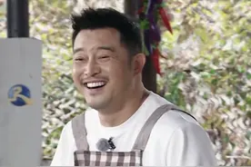 搞笑实力派！嘉宾轮流做饭，沙溢“偷蒜”一事，蠢萌到让人想抱走图片