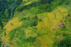 实拍越南大山的农村，这是与云南交界的越南北部地区