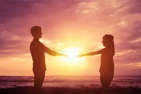 吸引一个人最好的方式：对比效应图片