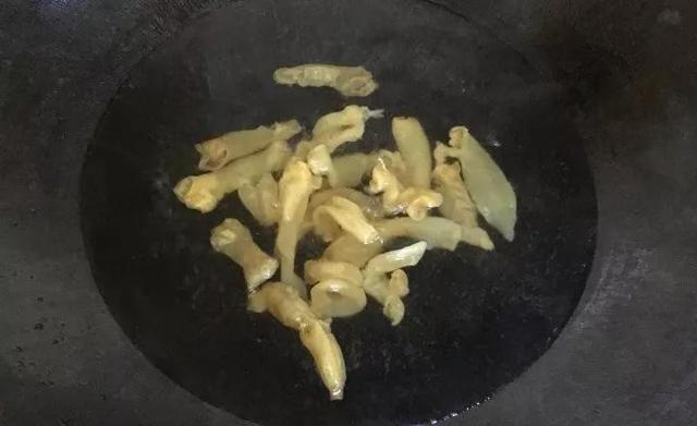 筒骨花胶汤的功效 2025年筒子骨花胶汤 筒骨花胶汤的功效 2025年筒子骨花胶汤